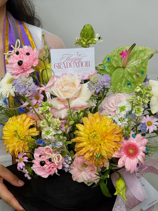 Golden Bloom Graduation Box πΌπ