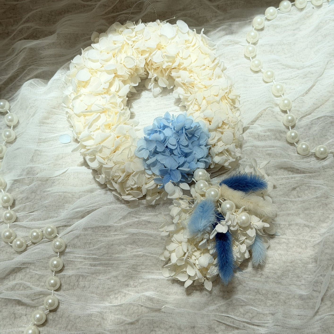 A Garland of Love for Mom