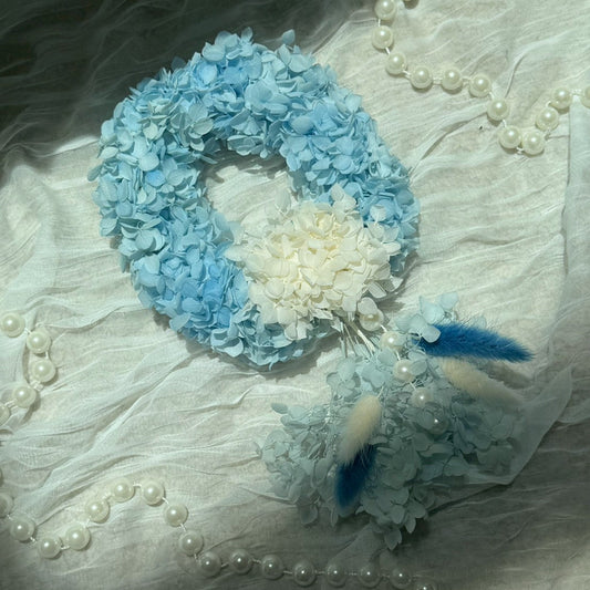 A Garland of Love for Mom