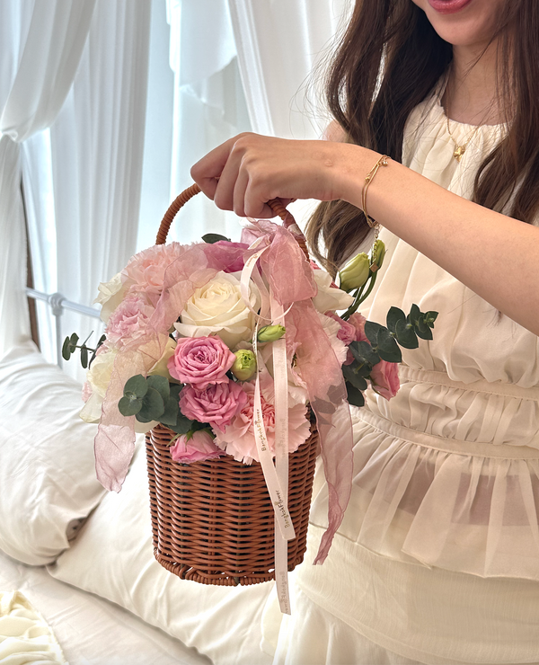 Soft Love Blossom Basket